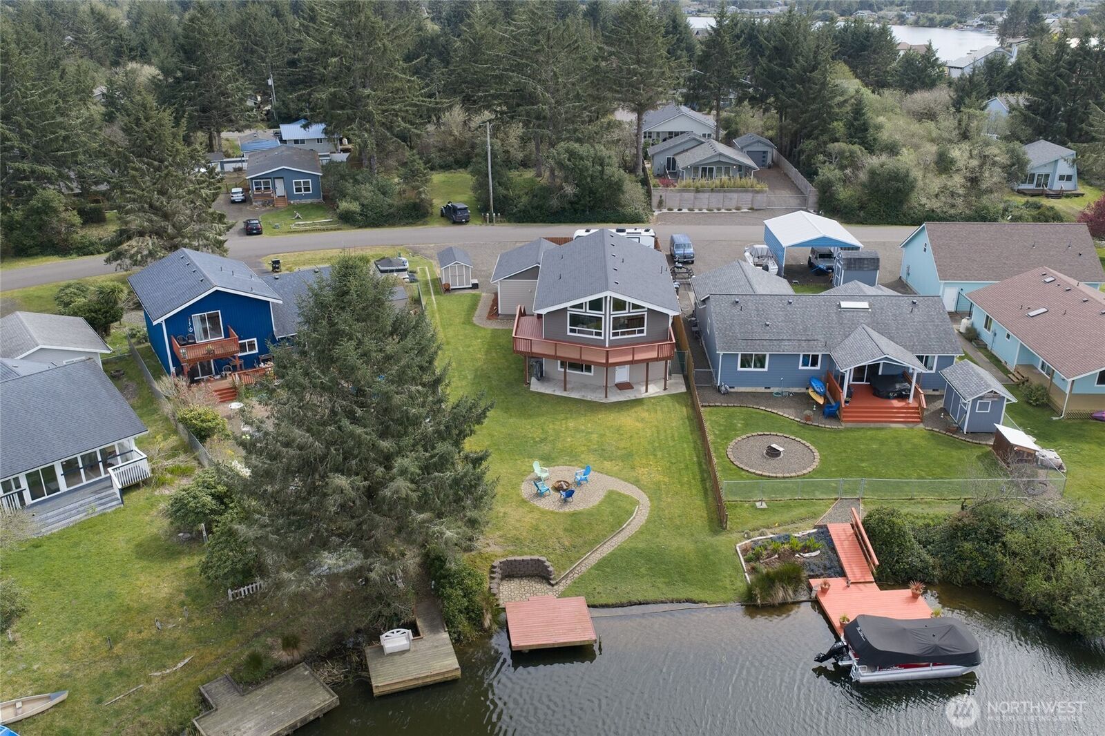 Property Photo:  154 S Razor Clam Drive SW  WA 98569 