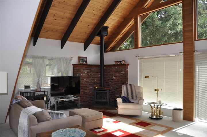 Property Photo:  330  Pebble Beach Drive  WA 98922 