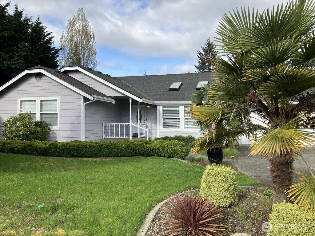 Property Photo: 14312 106th Avenue Ct E WA 98374