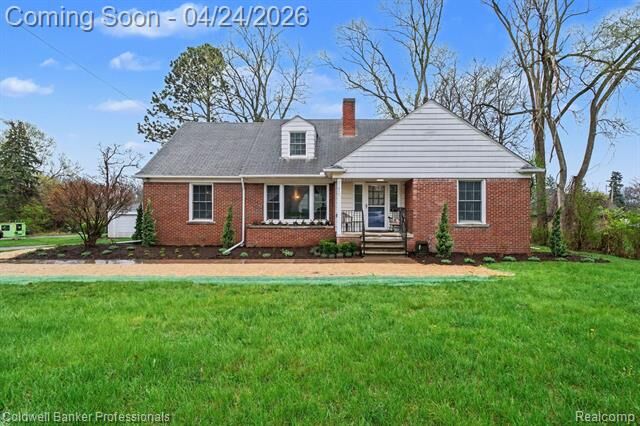 Property Photo:  21611 W 10 Mile Road  MI 48075 