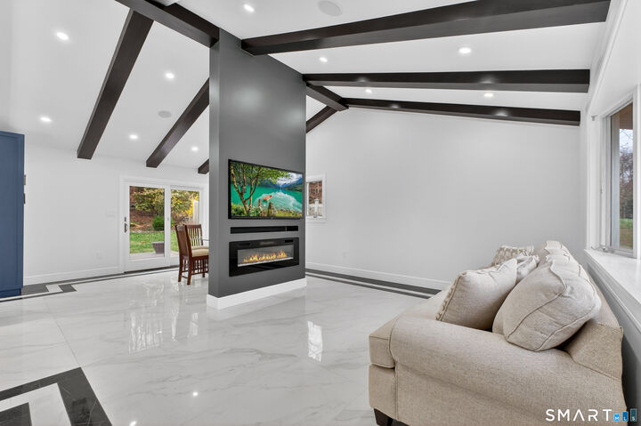 Property Photo:  6 Brighton Street  CT 06811 