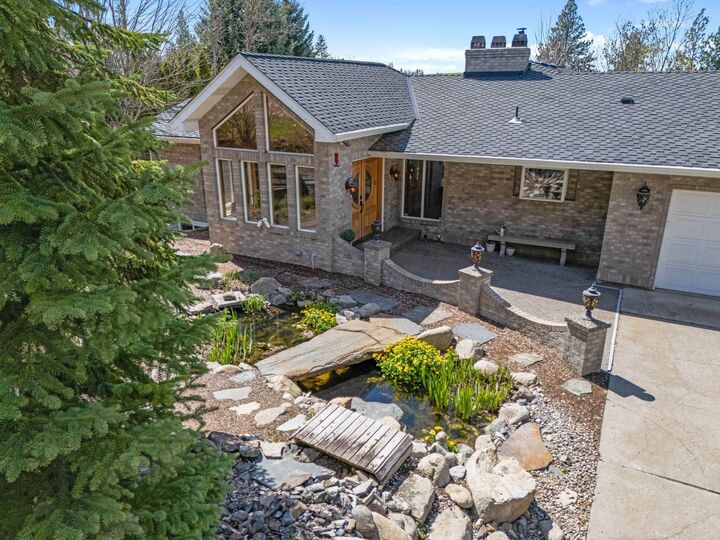 Property Photo: 105 N Sprague St WA 99030