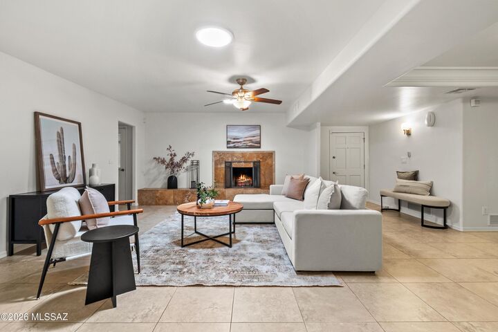 Property Photo:  3750 N Melpomene Way  AZ 85749 