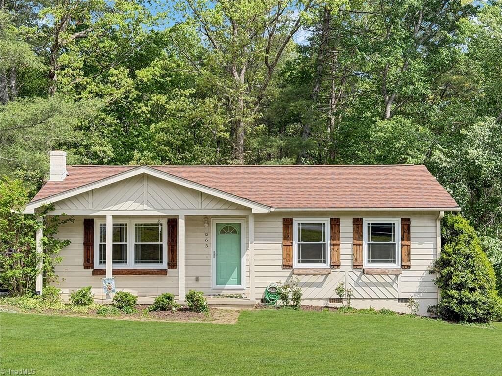 Property Photo:  265 Montieth Acres Road  NC 28635 