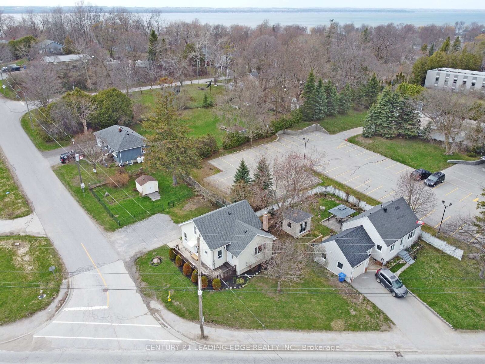 Property Photo:  500 The Queensway South N/A  ON L4P 2E3 