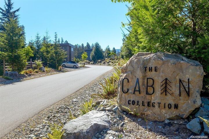 Property Photo:  9332 Cabin Way  BC V0R 2G1 