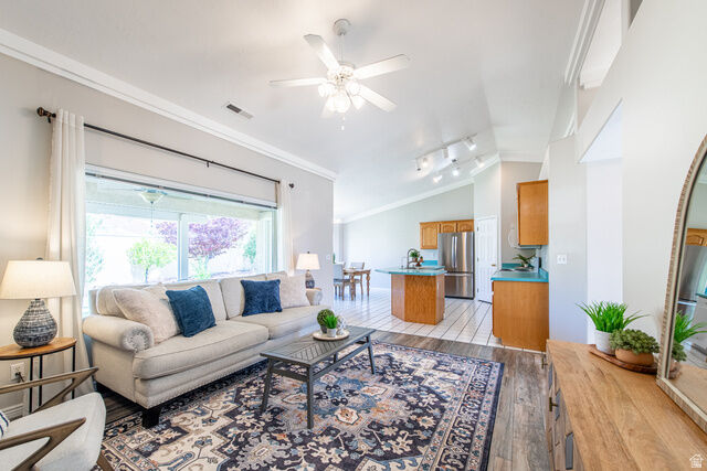 Property Photo:  225 N Valley View Dr 7  UT 84770 