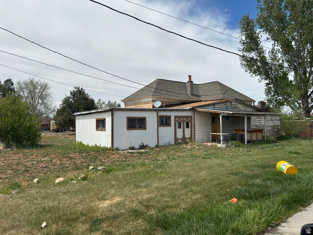 Property Photo:  525 E 300 N  UT 84648 