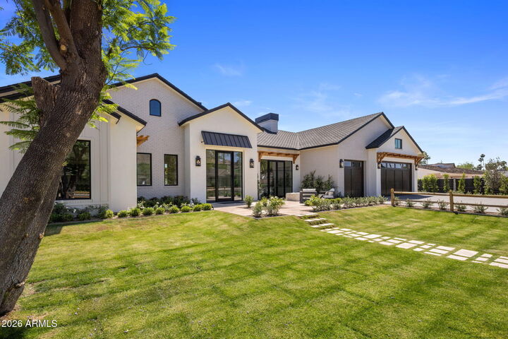 Property Photo:  5935 E Calle Tuberia --  AZ 85018 