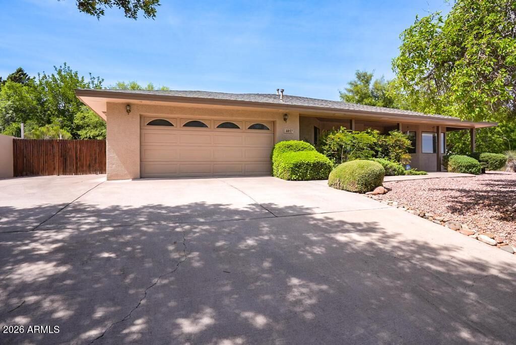 Property Photo:  4657 E Broken Saddle Drive  AZ 86326 