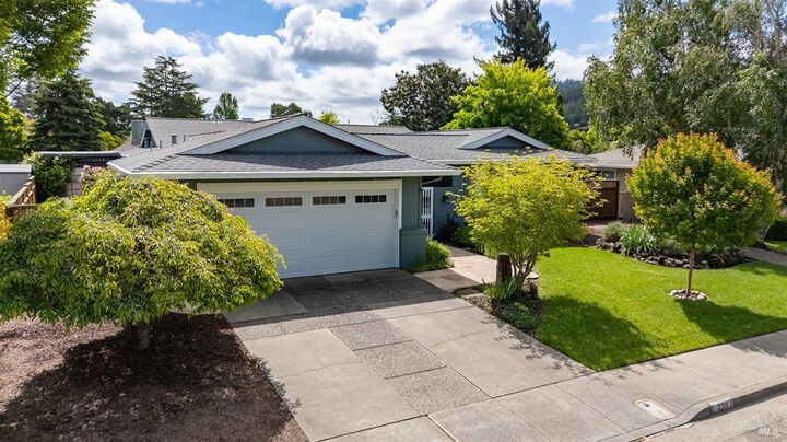 Property Photo:  339 Mockingbird Circle  CA 95409 