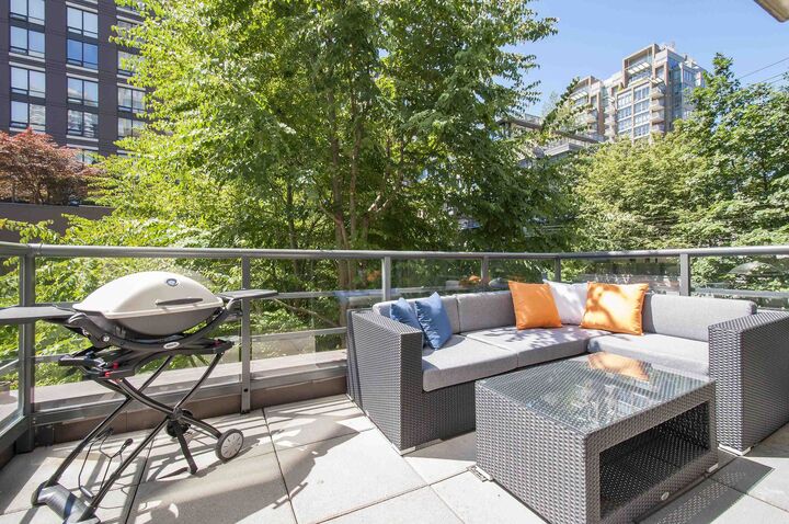 Property Photo:  1001 Homer Street 307  BC V6B 1M9 