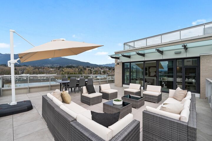 755 Harbourside Drive 703 — photo 1