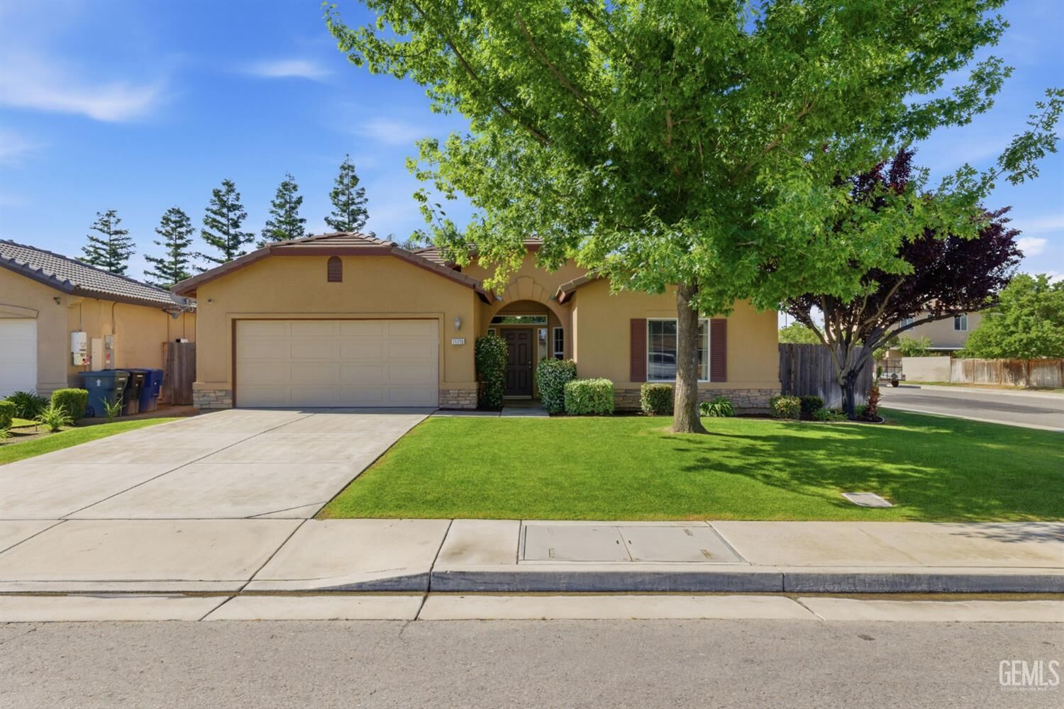 Property Photo:  11715 Blanket Flower Drive  CA 93311 