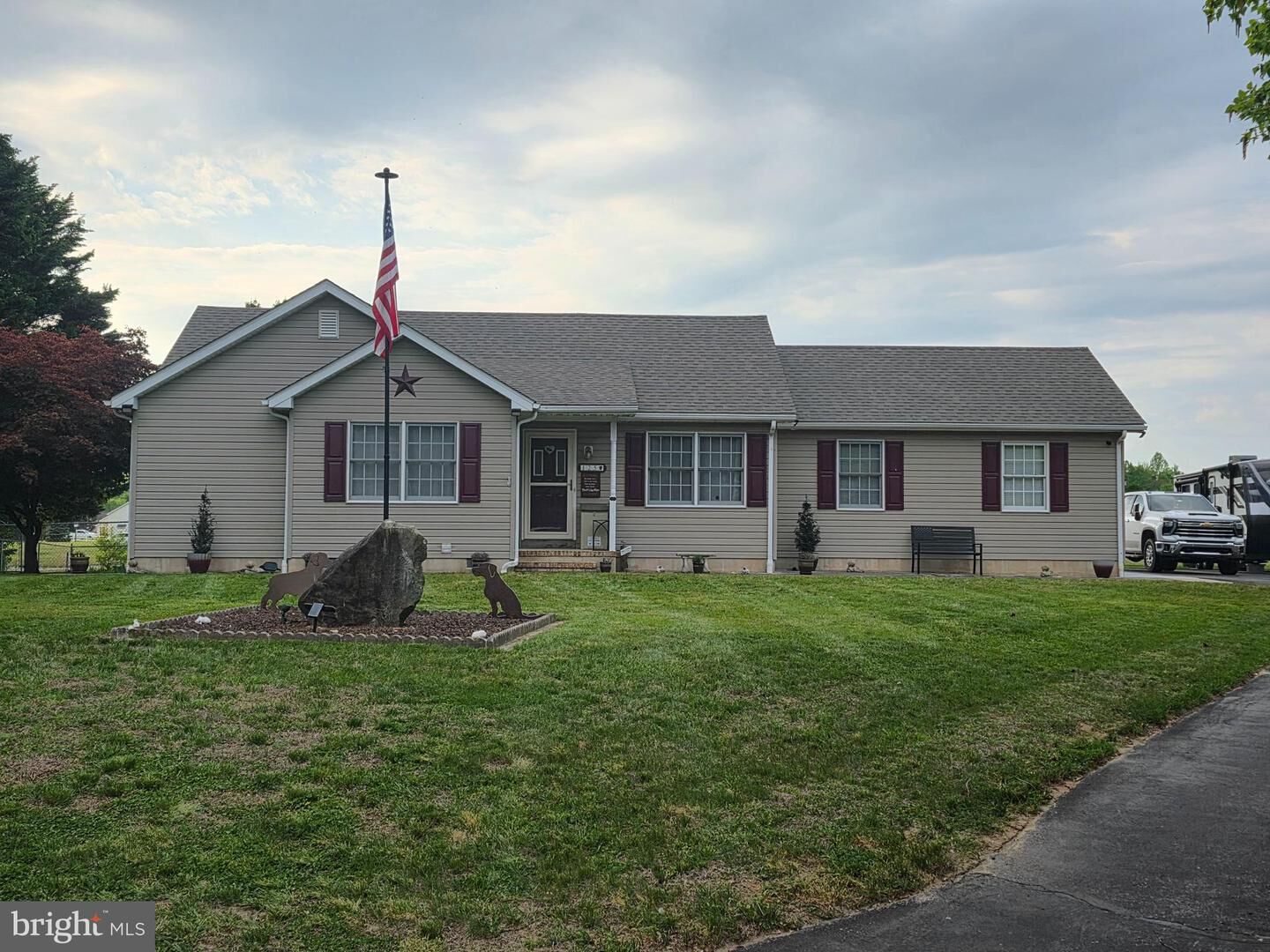 Property Photo:  125 Crimson Drive  DE 19904 