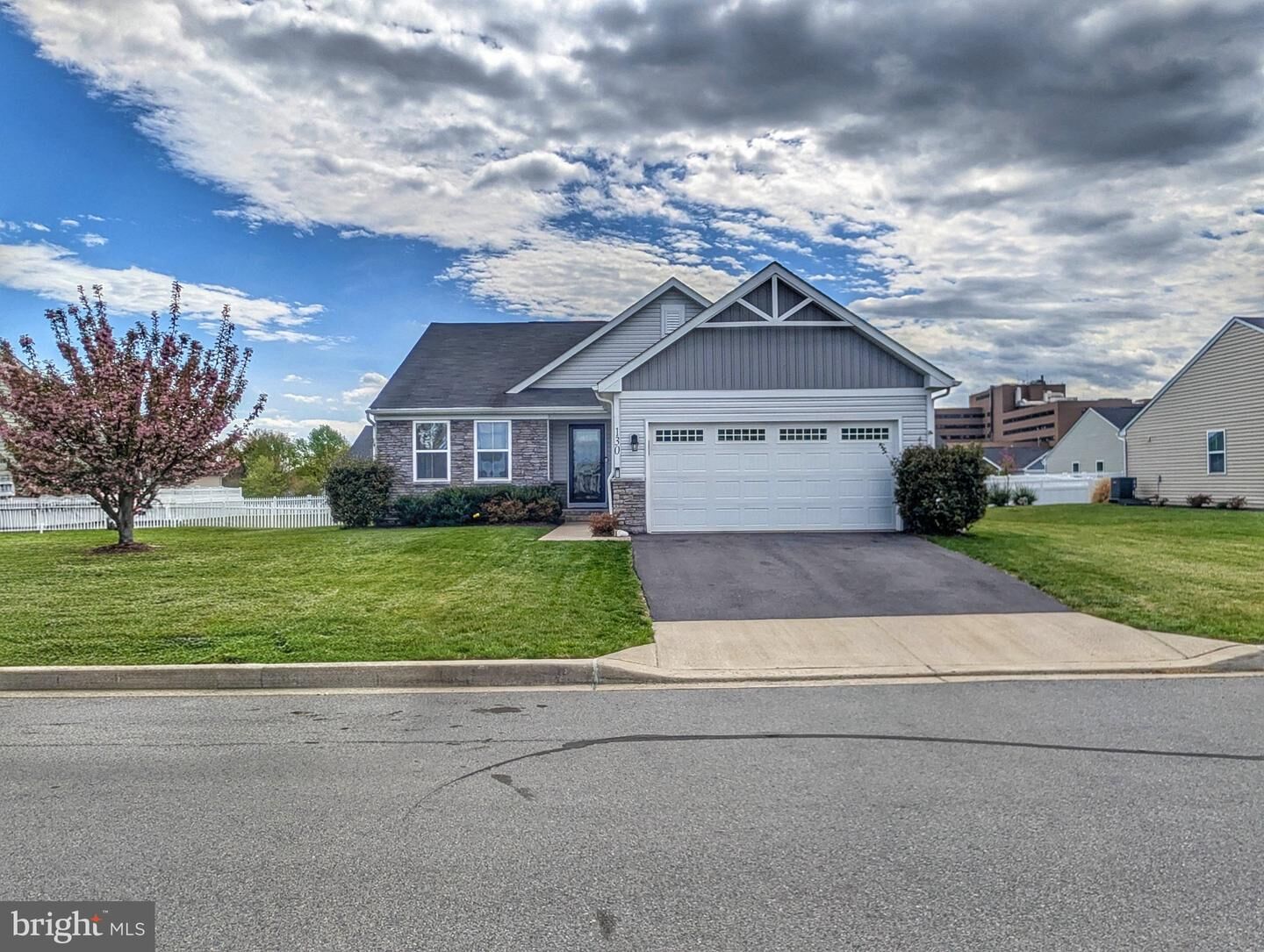 Property Photo: 130 Norfolk Lane WV 25405