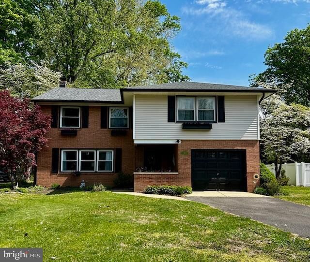 Property Photo:  16 Glenolden Road  PA 19067 