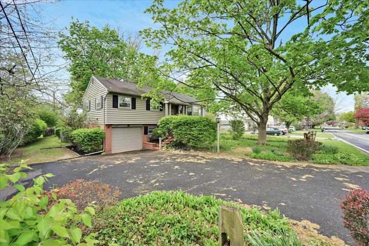 Property Photo:  3206 Nolt Road  PA 17601 