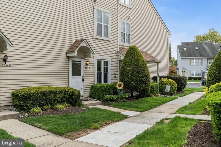 Property Photo:  303 Sedgefield Drive A  NJ 08054 