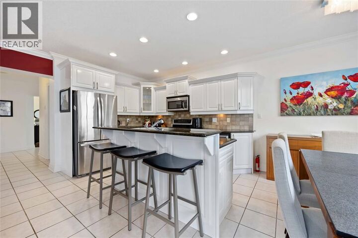 Property Photo: 350 Front Street North 401 ON N7T 1A0