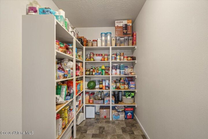 Property Photo:  7116 W Lakeland St  ID 83858 