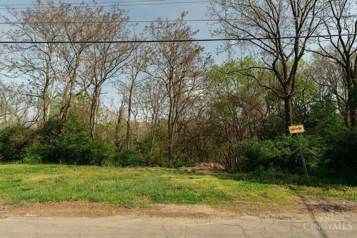 Property Photo:  6470 Crestview Avenue  OH 45213 