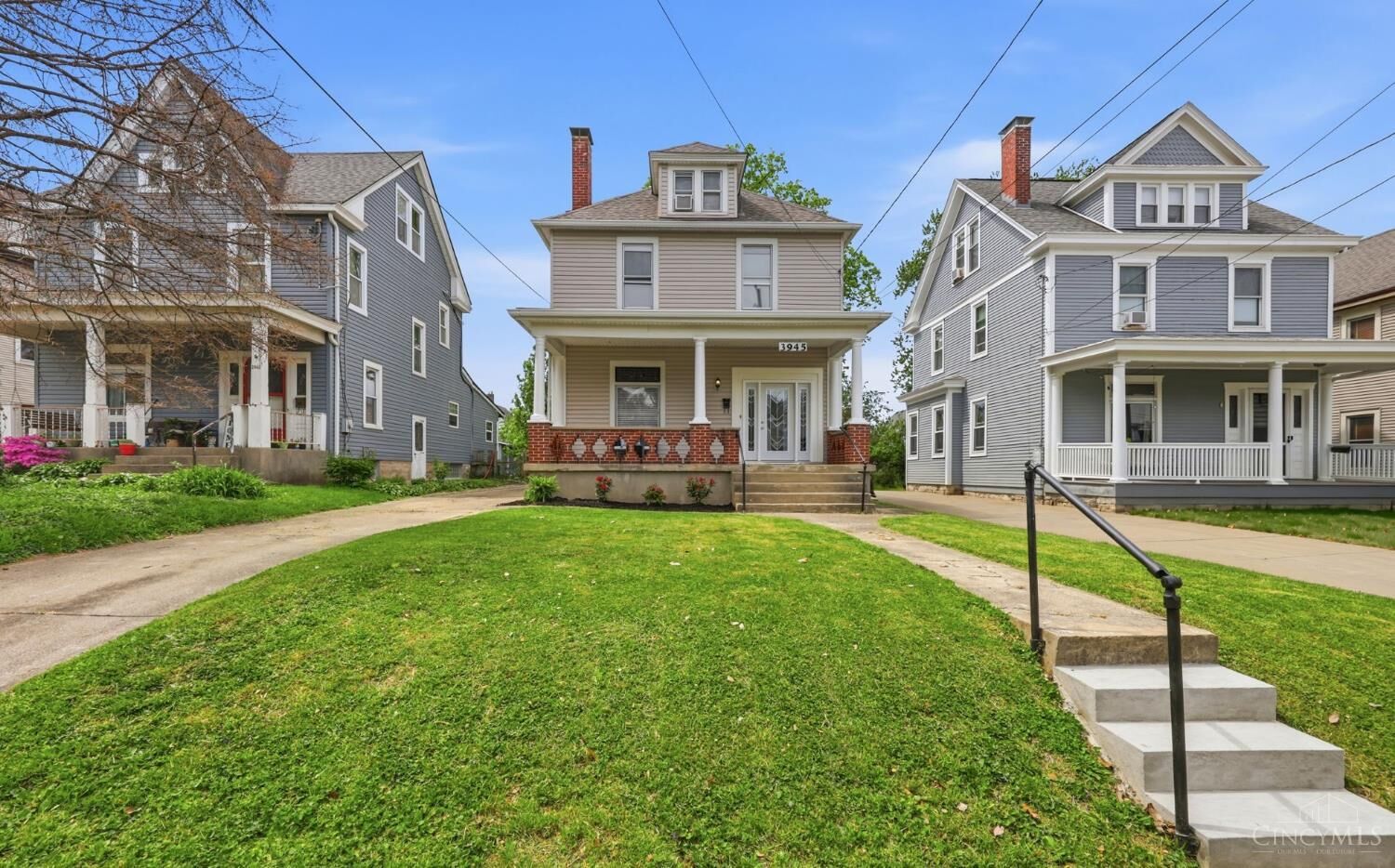 Property Photo:  3945 Regent Avenue  OH 45212 