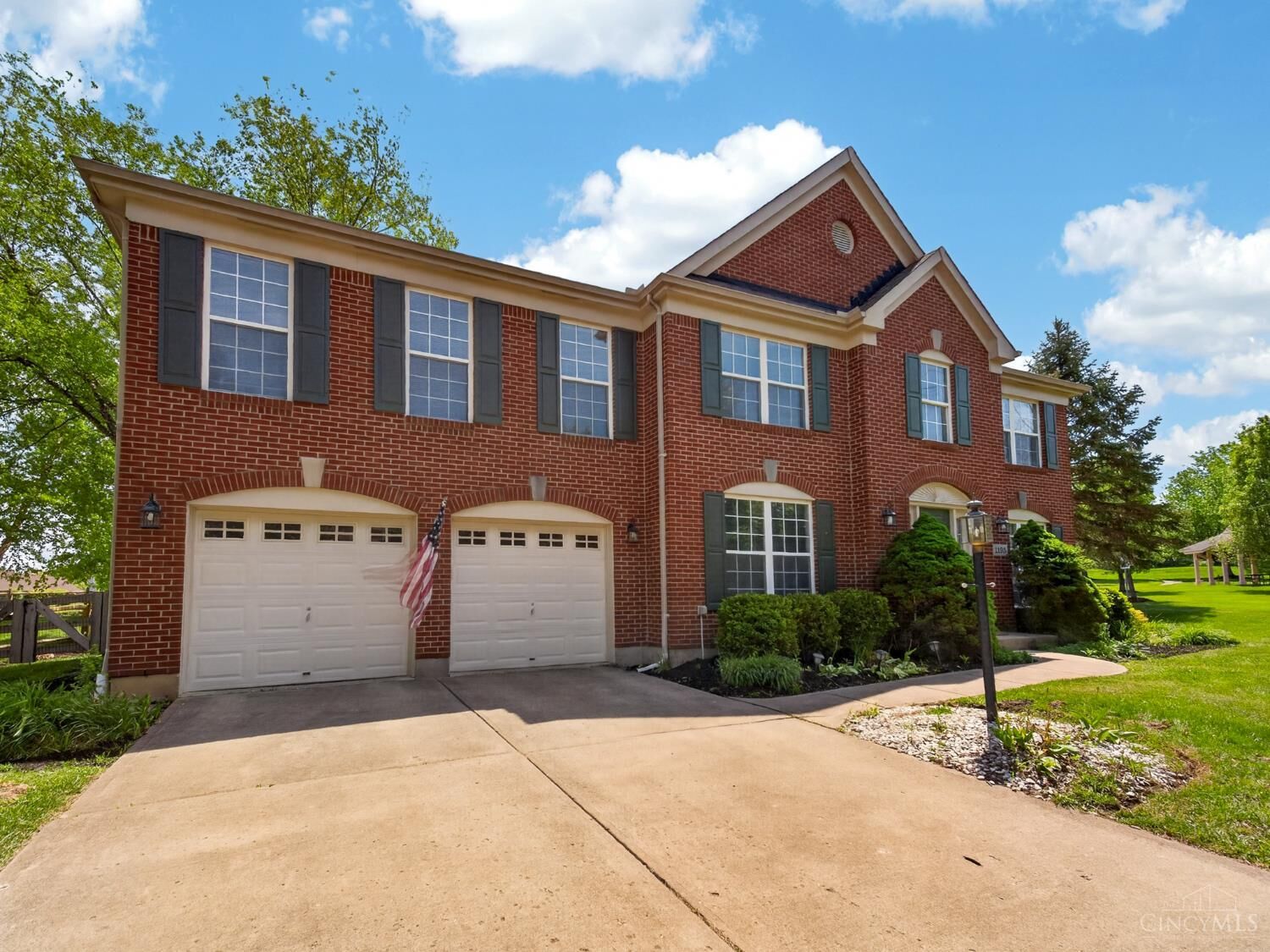 Property Photo: 1195 Parkside Drive OH 45103