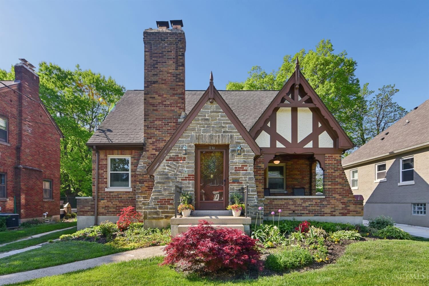 Property Photo:  1549 Wittlou Avenue  OH 45224 