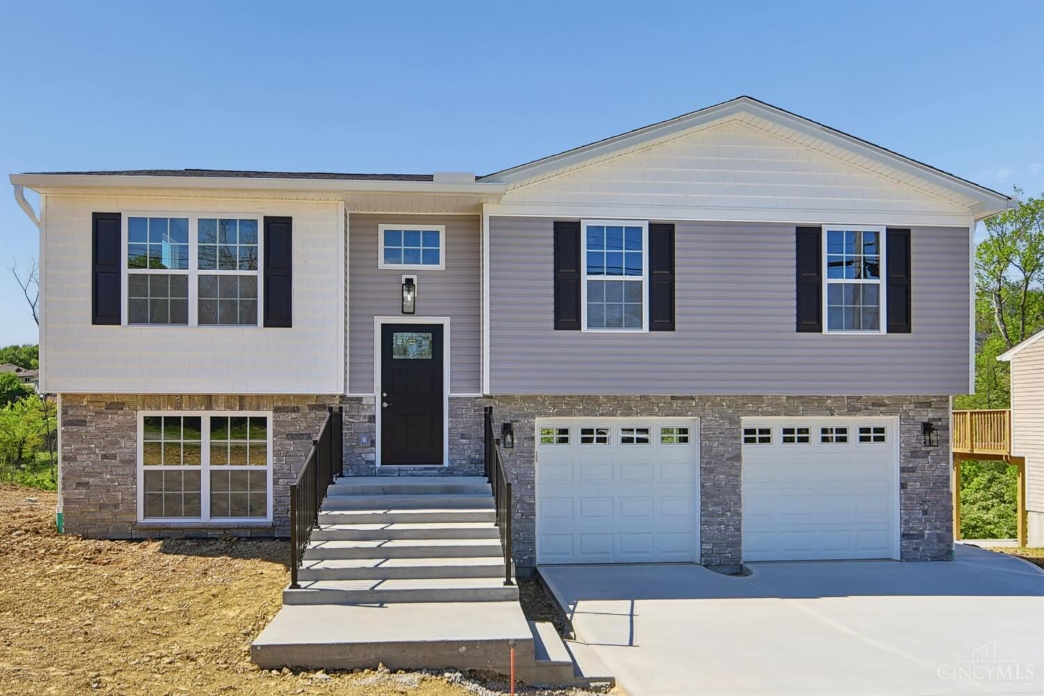 Property Photo:  1115 Compton Road  OH 45231 