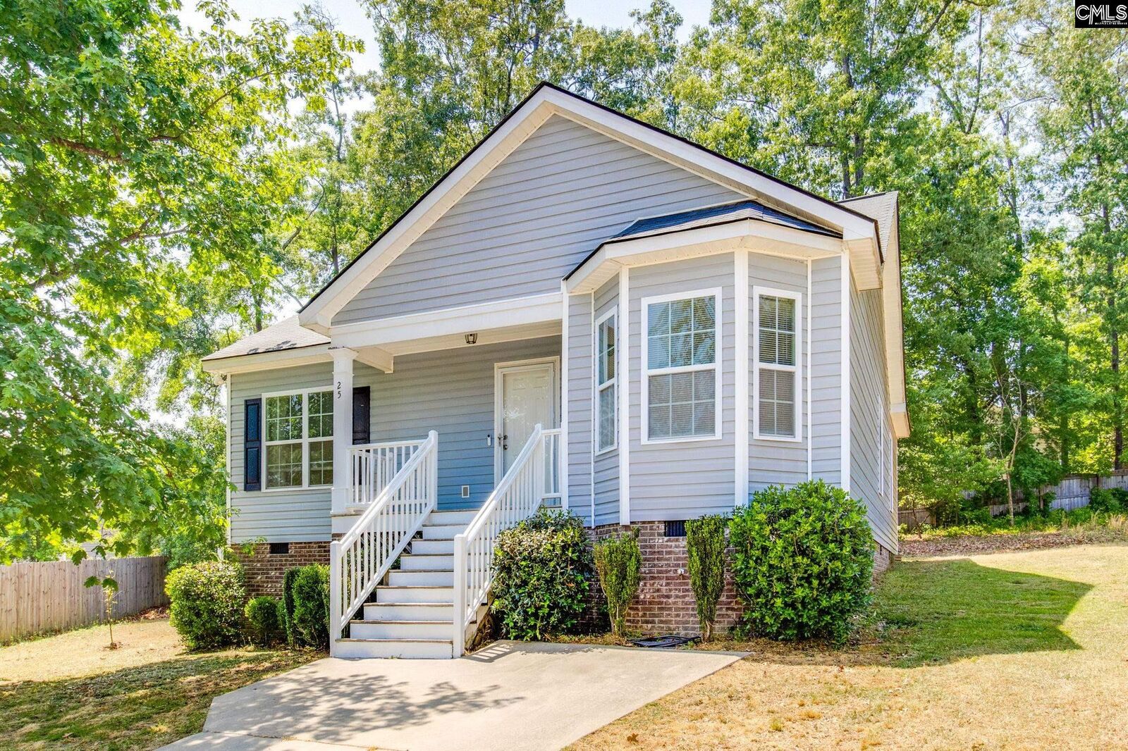 Property Photo:  25 St Andrews Place  SC 29210-6681 