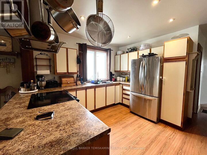 Property Photo:  39 Comfort Street  ON P2N 3B1 