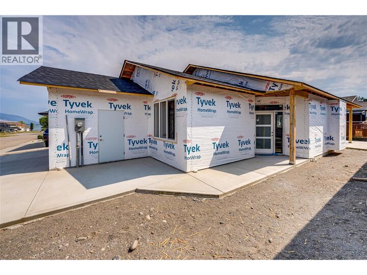 Property Photo: 602 Nighthawk Avenue BC V1H 2A1