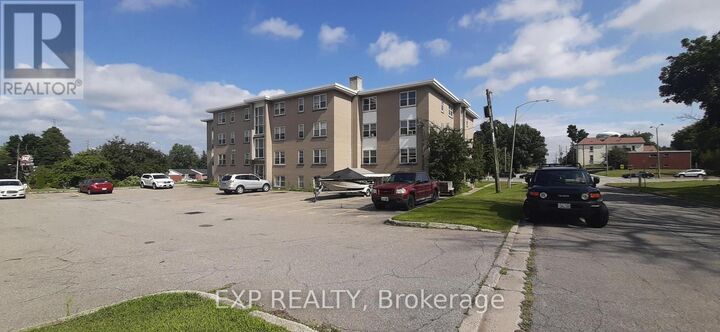 Property Photo:  50 Central Avenue West  ON K6V 4N7 