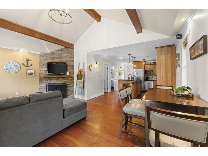 Photo de la propriété:  311 Spruce Street  BC V2R 4Y7 