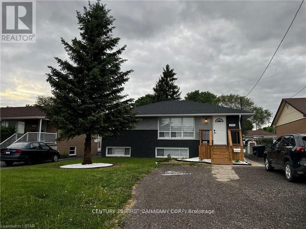 Property Photo:  1794 Trafalgar Street  ON N5W 1X6 