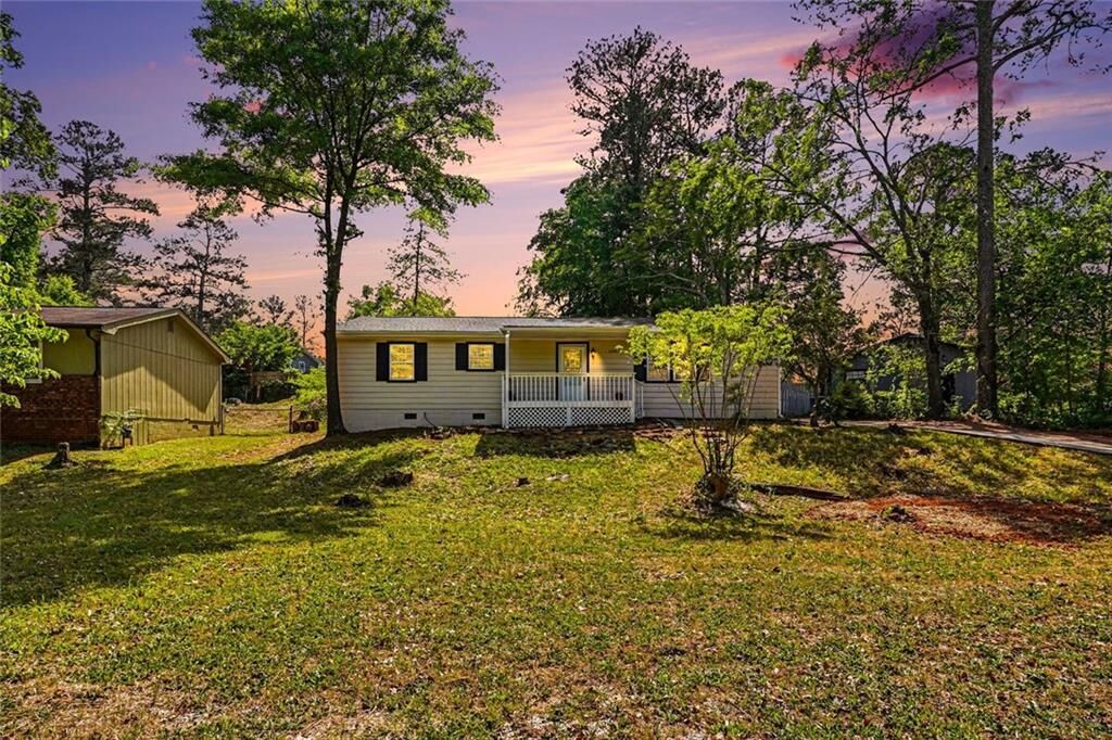Property Photo:  1236 Woodbridge Drive NE  GA 30012 