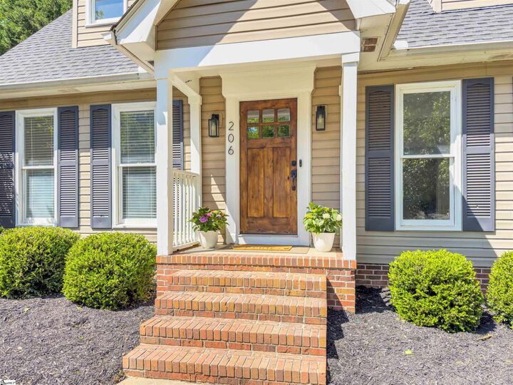Property Photo:  206 Spring View Lane  SC 29687 
