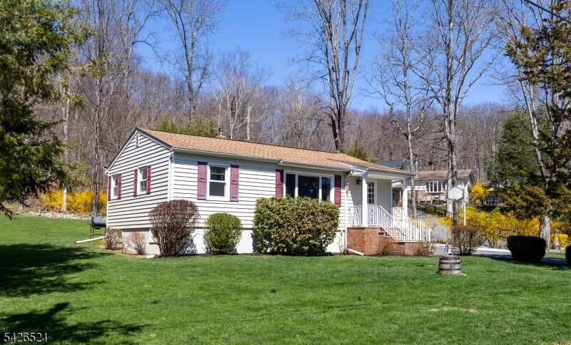 Property Photo:  35 Cedar Terrace  NJ 07885 
