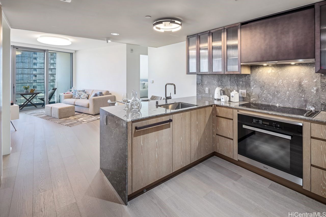 Property Photo: 1000 Auahi Street 1307 HI 96814