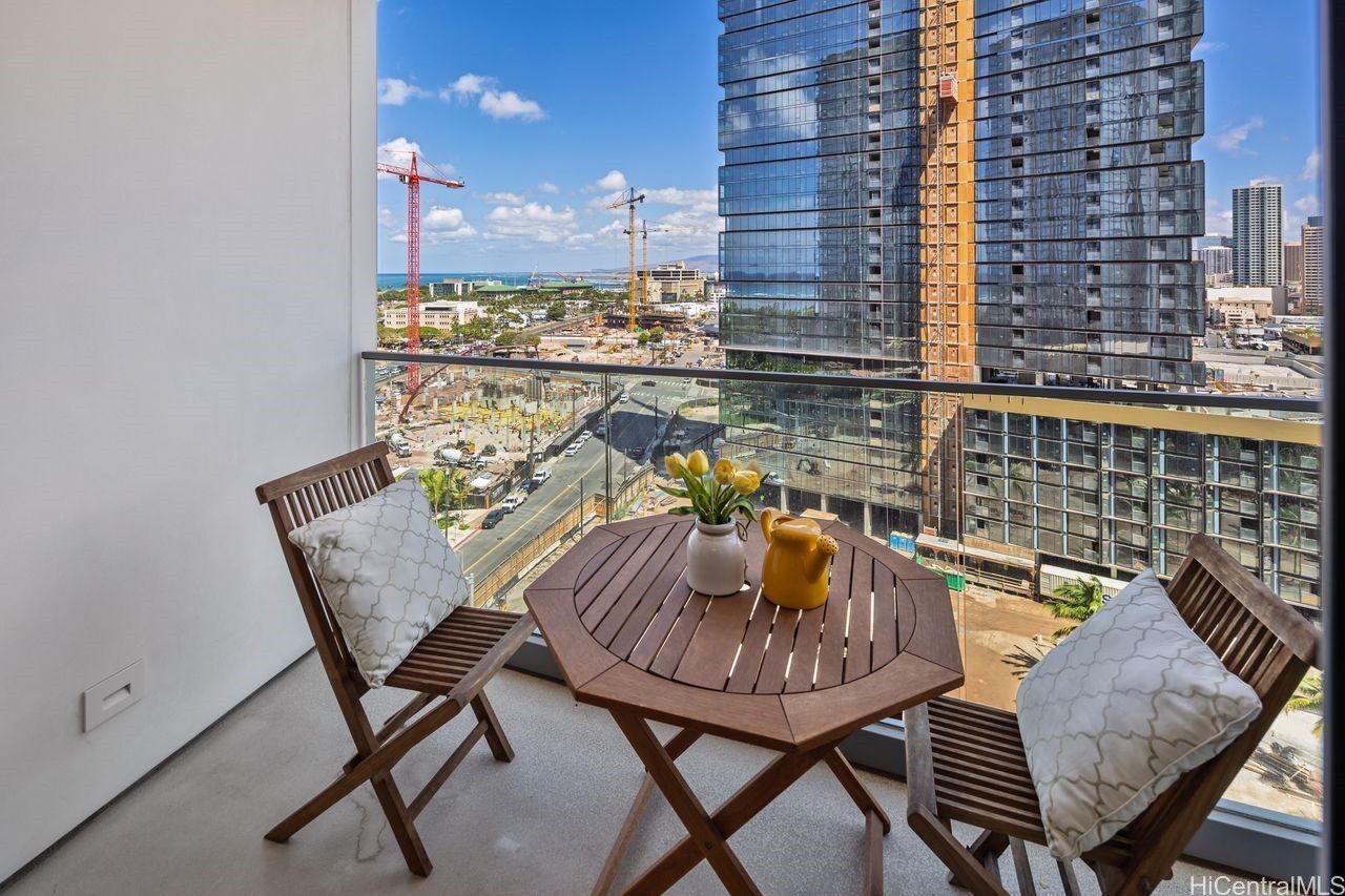 Property Photo:  1000 Auahi Street 1307  HI 96814 
