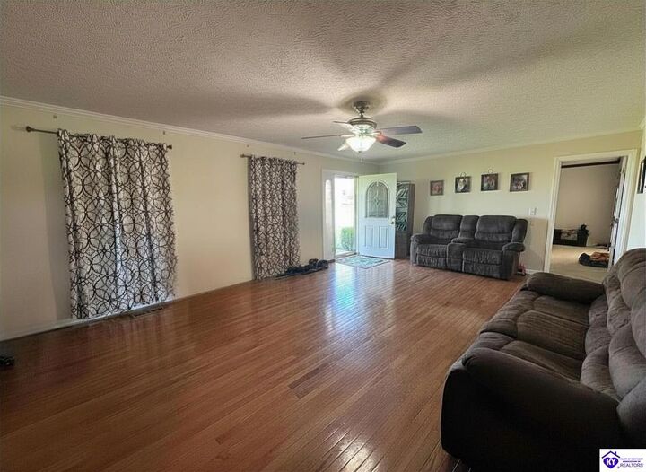 Property Photo:  128 Rolling Acres  KY 40117 