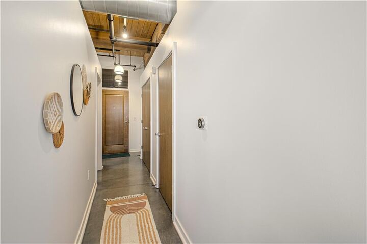 Property Photo:  712 Broadway Boulevard 502  MO 64105 