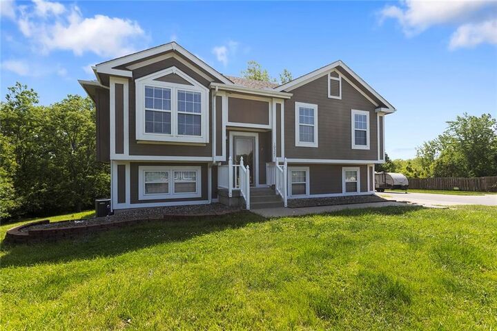 Property Photo:  10527 N Ditman Avenue  MO 64157 