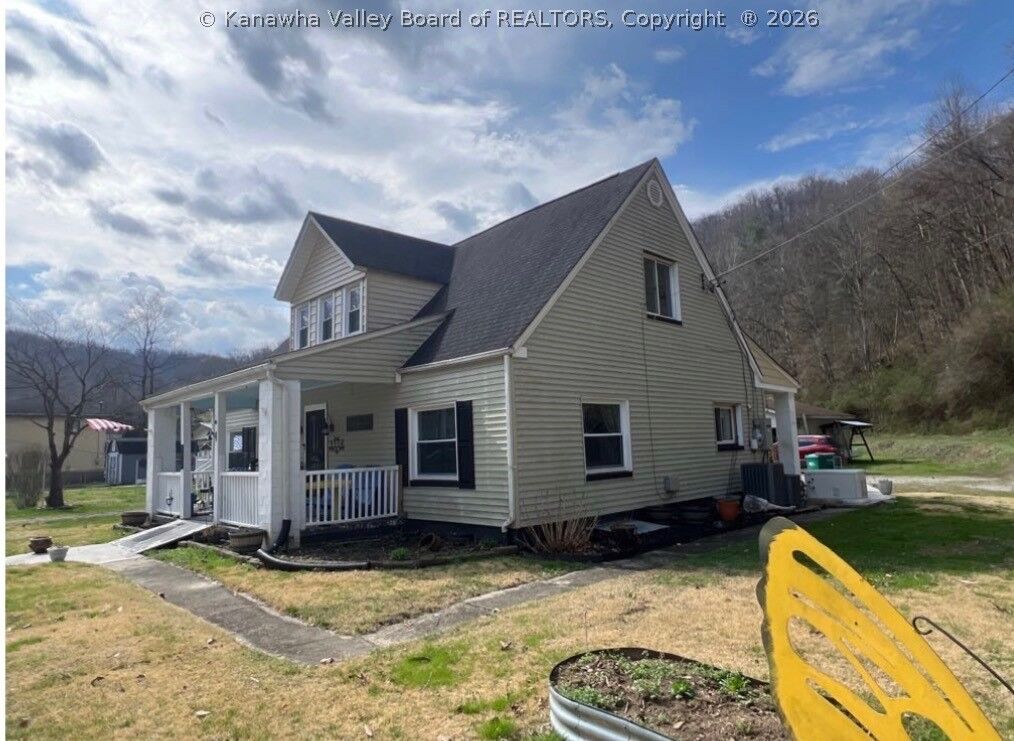 Property Photo: 3554 Campbells Creek Drive WV 25306