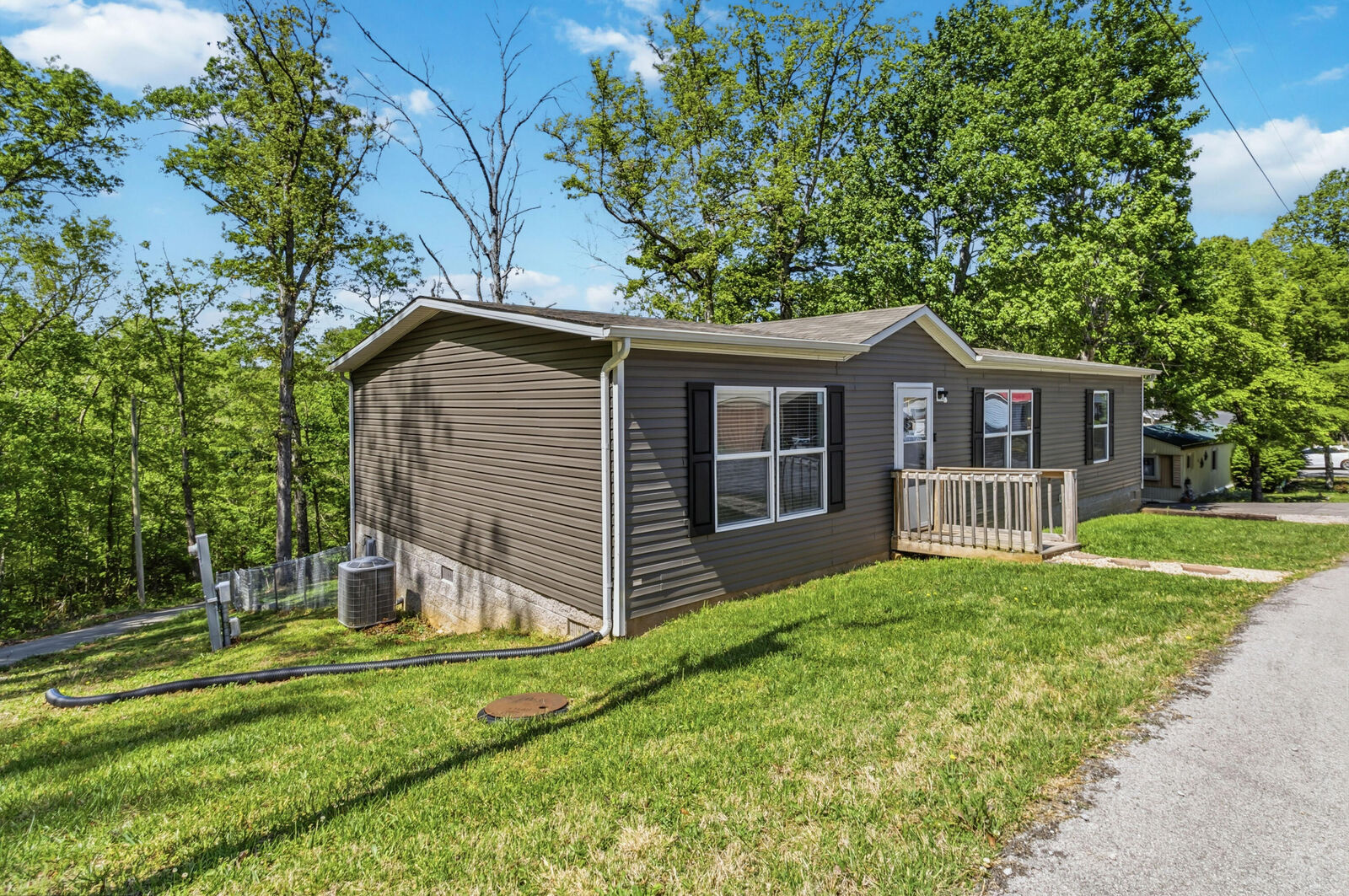Property Photo:  15 Spring Valley Drive  KY 42501 