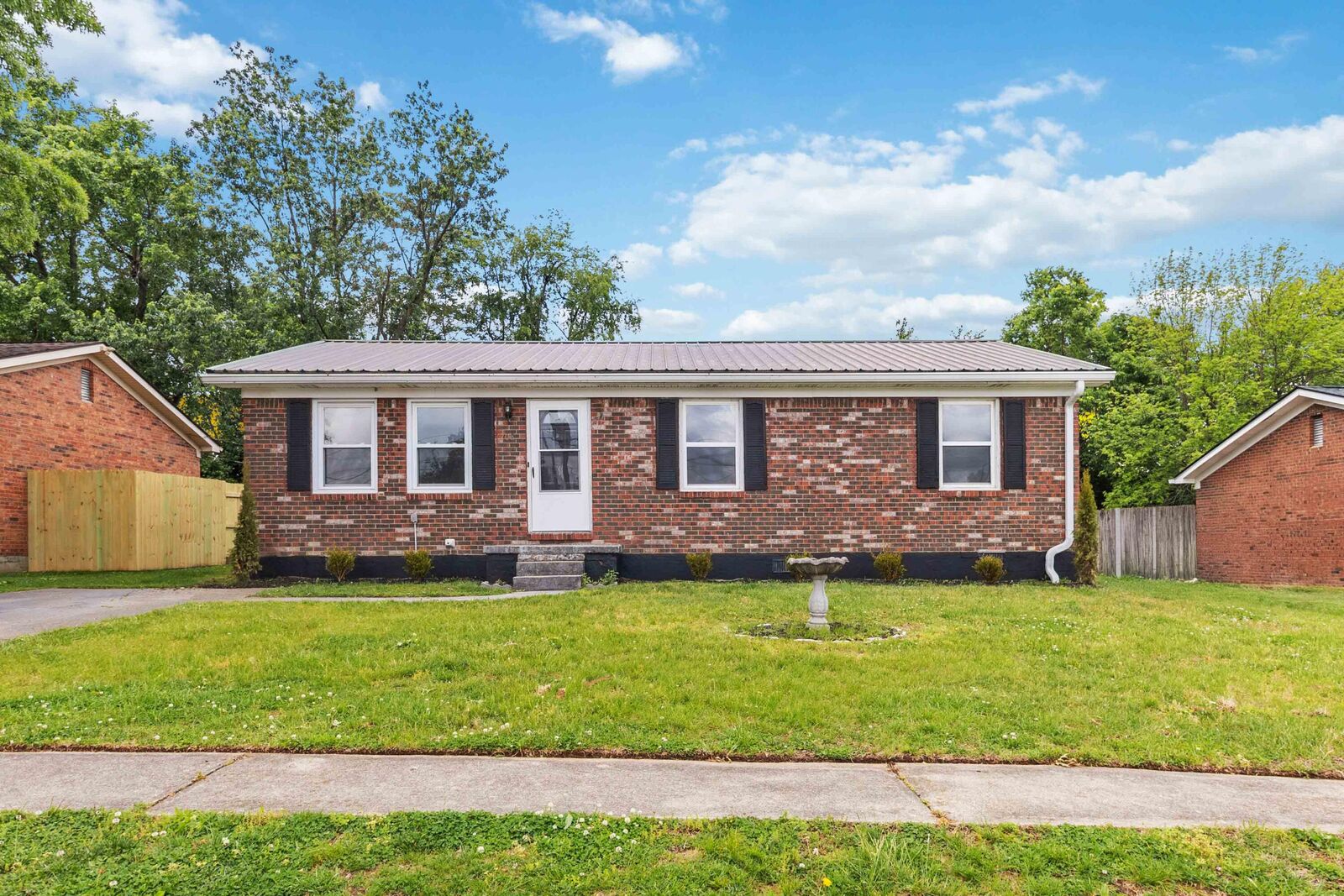 Property Photo:  708 Cimarron Road  KY 40475 