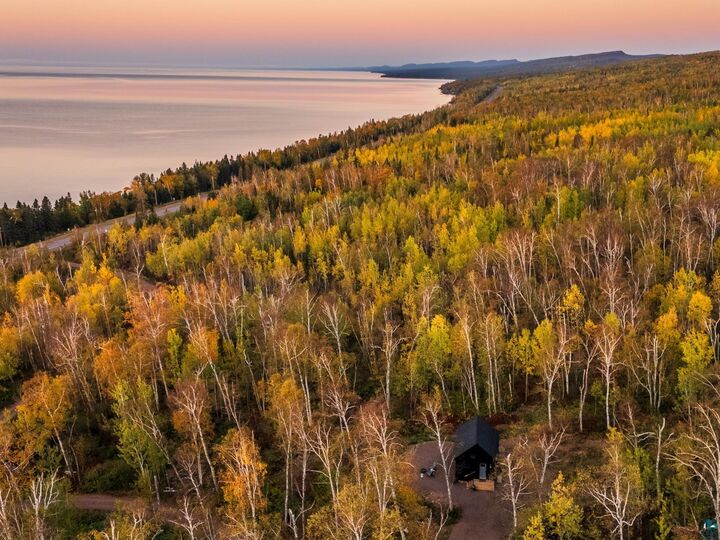 Property Photo:  2947 Highway 61 W  MN 55604 