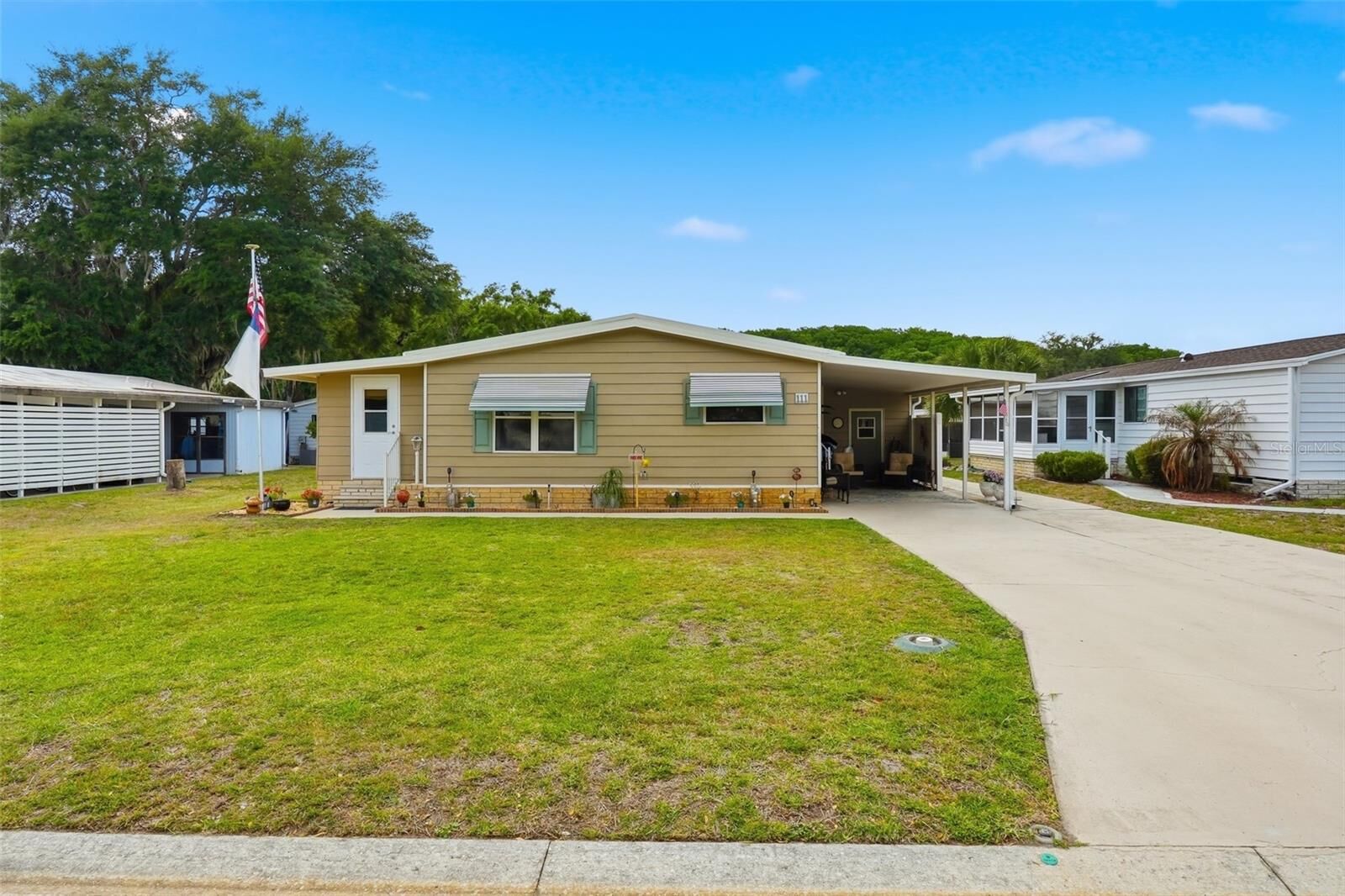 Property Photo:  111 Winterberry Avenue  FL 34785 