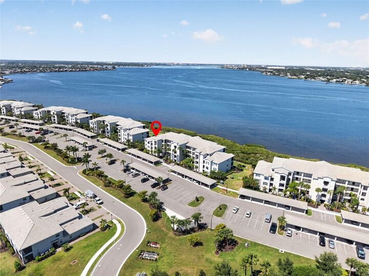 Property Photo:  1020 Tidewater Shores Loop 301  FL 34208 